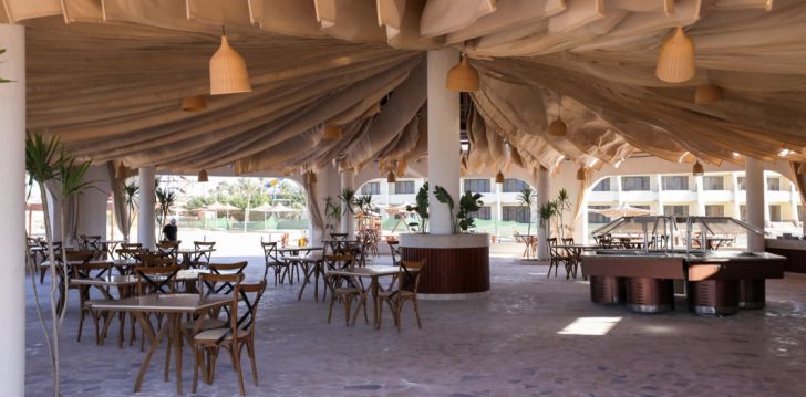 CALIMERA BLEND PARADISE RESORT - klientų vertinamas, kaip geras kainos ir kokybės santykis. 