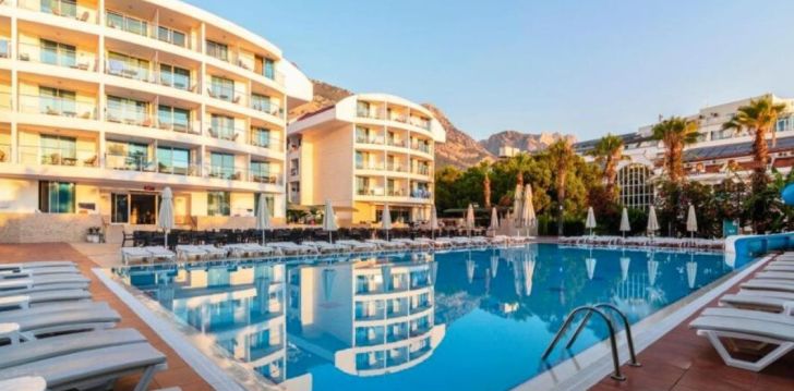 Rinkitės viešbutį RING BEACH HOTEL kelionei į Turkija
