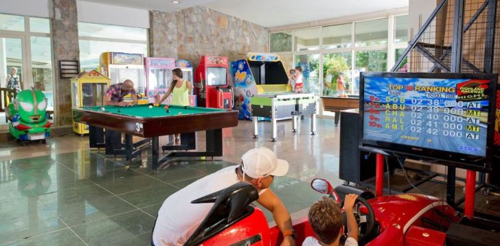 Apsistokite MC ARANCIA RESORT HOTEL viešbutyje už gerą kainą.