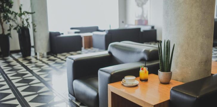 Viešbutis SWING HOTEL įsikūręs Lenkija.