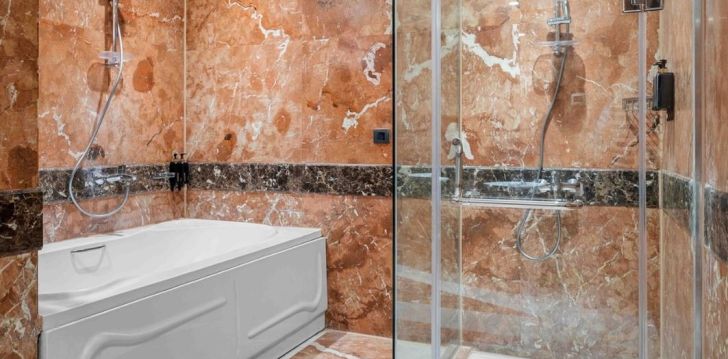Viešbutis PICKALBATROS LUXURY SUITES įsikūręs Egiptas.