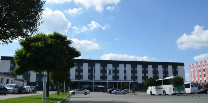 Viešbutis EXPRESS KRAKOW HOTEL įsikūręs Lenkija. 