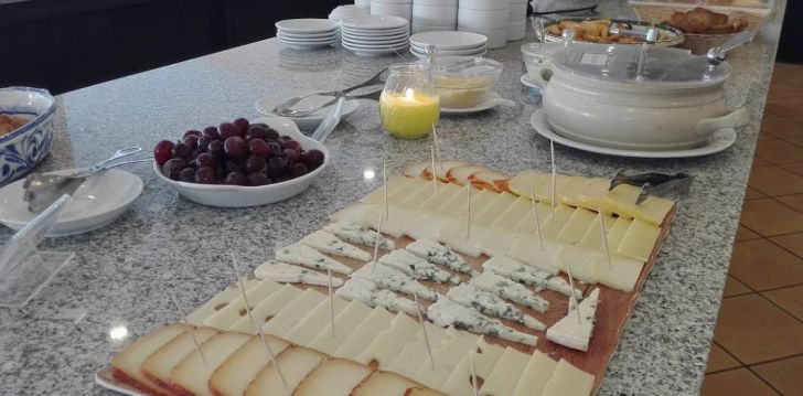 Tavęs laukia poilsis Portugalija įsikūrusiame HOTEL BALAIA MAR (ADULTS ONLY)