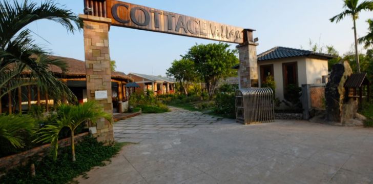 Apsistokite COTTAGE VILLAGE viešbutyje už gerą kainą.