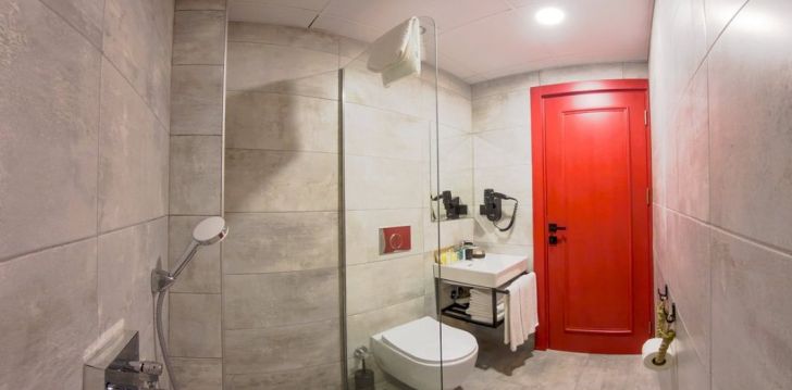 Geras kainos ir kokybės santykis atostogoms - viešbutis HOTEL GOLDEN SUN