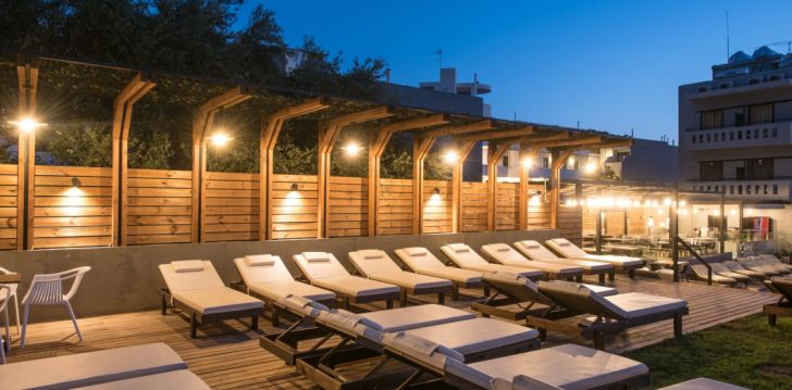 Planuoji kelionę į Graikija? apsistokite 4 viešbutyje INDIGO INN. 