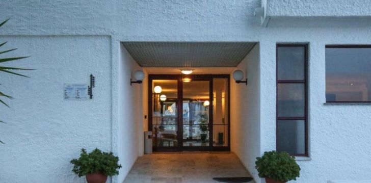 Nepraleisk progos pailsėti už gerą kainą - viešbutyje HOTEL APARTAMENTO DO GOLFE
