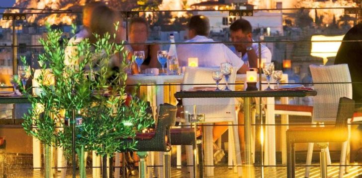 Viešbutis NOVOTEL ATHENS įsikūręs Graikija. 