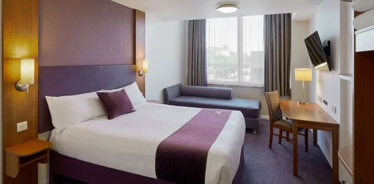Viešbutis PREMIER INN NEWBRIDGE - EDINBURGH APT įsikūręs Škotija.
