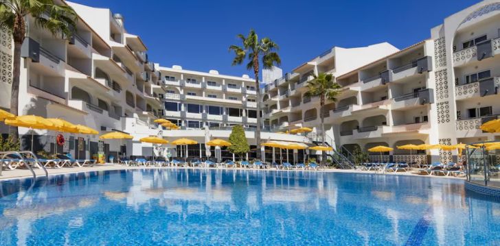 Apsistokite LUNA MIRAMAR CLUB viešbutyje už gerą kainą. 