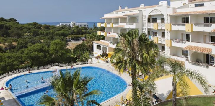 Planuoji kelionę į Portugalija? apsistokite 4 viešbutyje LUNA MIRAMAR CLUB.