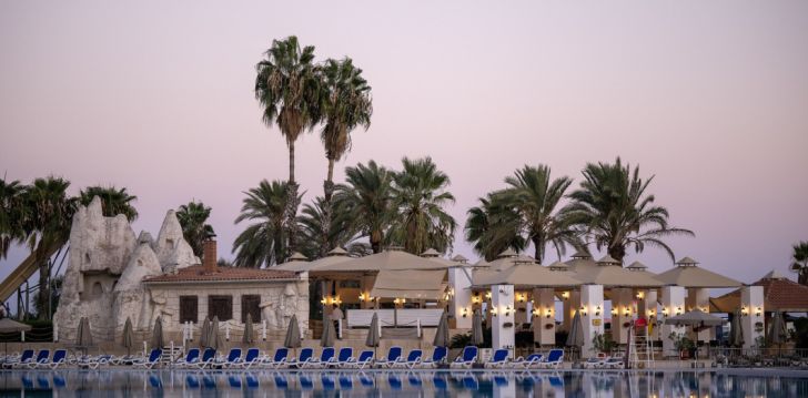 Planuoji kelionę į Turkija? apsistokite 5 viešbutyje ADORA HOTEL & RESORT. 