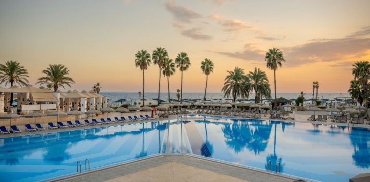 Geras kainos ir kokybės santykis atostogoms - viešbutis ADORA HOTEL & RESORT