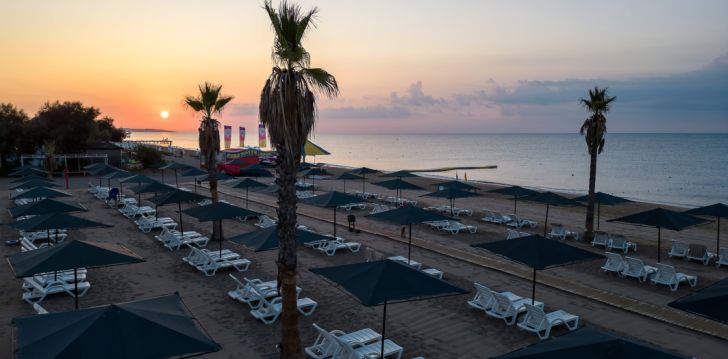 ADORA HOTEL & RESORT - klientų vertinamas, kaip geras kainos ir kokybės santykis.