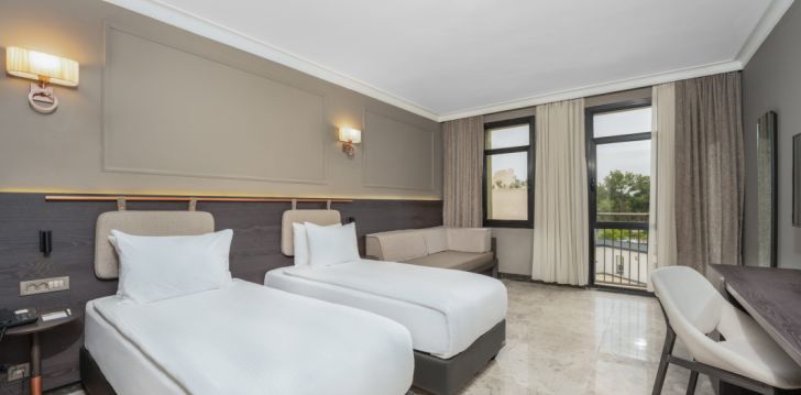Nepraleisk progos pailsėti už gerą kainą - viešbutyje ADORA HOTEL & RESORT