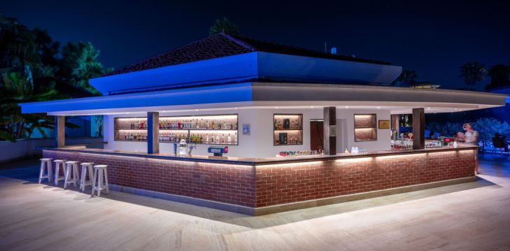 Atostogos Turkija – apsistokite viešbutyje ADORA HOTEL & RESORT
