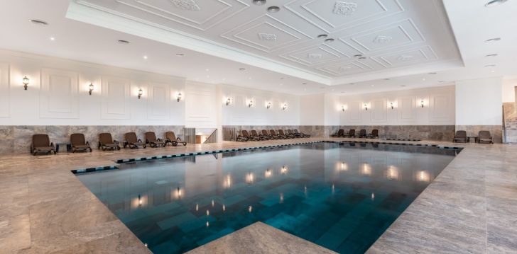 Jaukus viešbutis ADORA HOTEL & RESORT, jūsų atostogoms