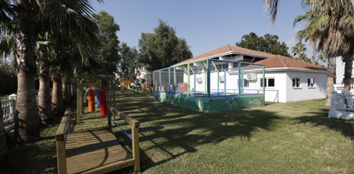 Viešbutis ADORA HOTEL & RESORT įsikūręs Turkija. 