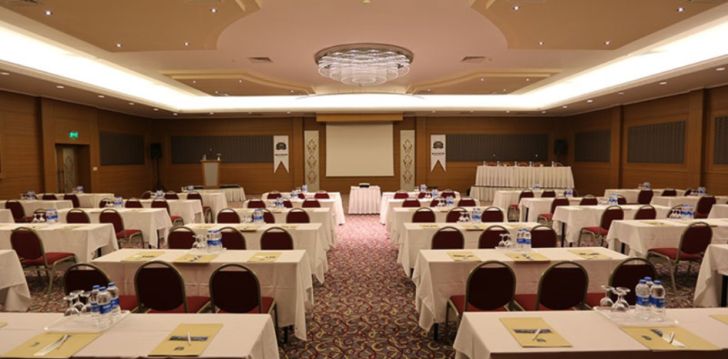 Tavo atostogos prasideda viešbutyje ADORA HOTEL & RESORT