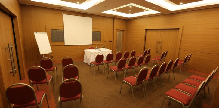 Tavęs laukia poilsis Turkija įsikūrusiame ADORA HOTEL & RESORT