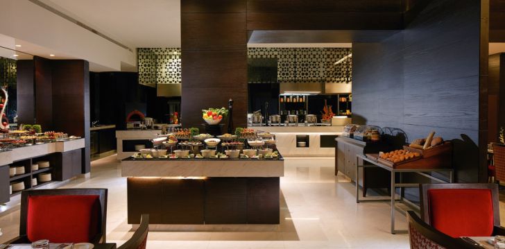 Apsistokite ROYAL M HOTEL FUJAIRAH BY GEWAN viešbutyje už gerą kainą.