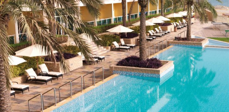 Geras kainos ir kokybės santykis atostogoms - viešbutis RADISSON BLU FUJAIRAH RESORT