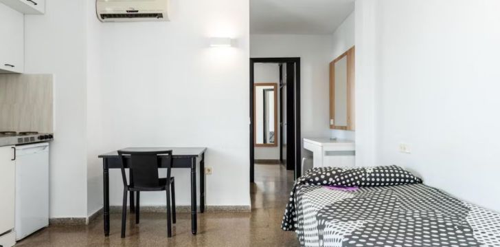Apsistokite IBIZA ROCKS HOTEL (ADULTS ONLY) viešbutyje už gerą kainą.