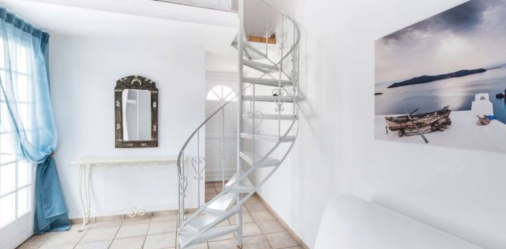 Patogus viešbutis jūsų kelionei – 3* LAVAROCK VILLA