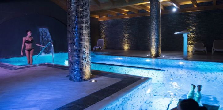 Viešbutis MERCURE OLBIA įsikūręs Italija.
