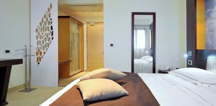 Viešbutis MERCURE OLBIA įsikūręs Italija.