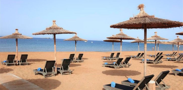 Apsistokite SANDY BEACH RESORT viešbutyje už gerą kainą.