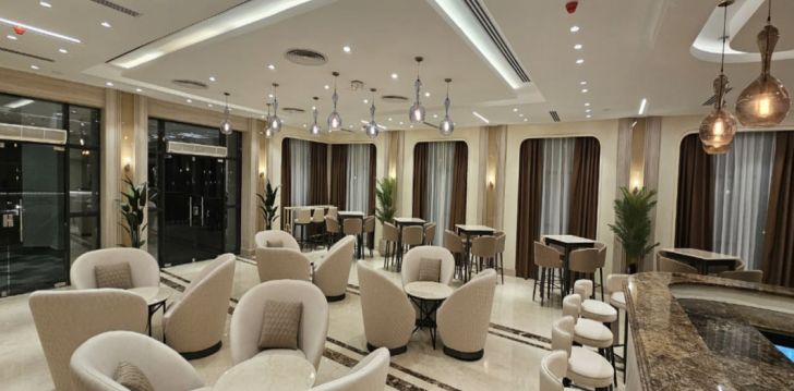 Tavo atostogos prasideda viešbutyje AZUR ONE ELEVEN HOTEL