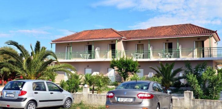 Viešbutis DENNIS STUDIOS įsikūręs Graikija.