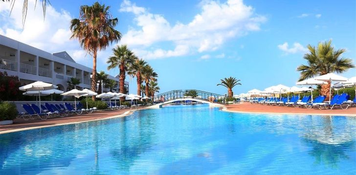 Atostogos Graikija – apsistokite viešbutyje SANDY BEACH RESORT