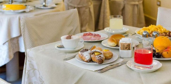 Planuoji kelionę į Italija? apsistokite 4 viešbutyje HOTEL VECCHIO BORGO. 