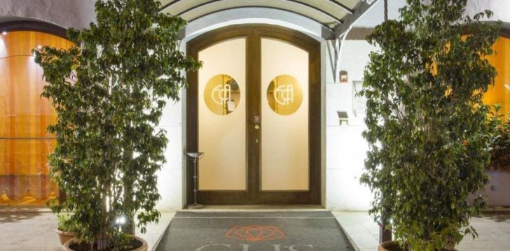 Apsistokite HOTEL VECCHIO BORGO viešbutyje už gerą kainą. 