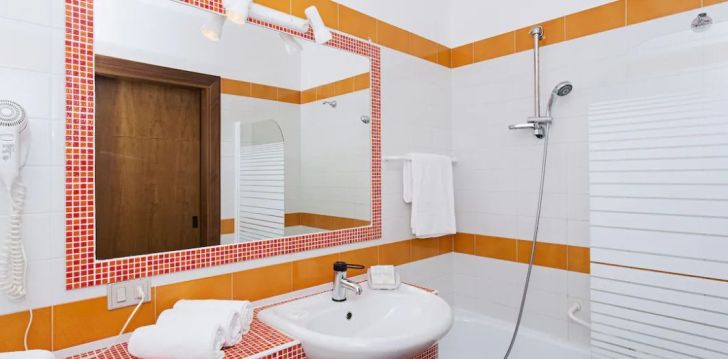 Viešbutis HOTEL BEL 3 įsikūręs Italija.