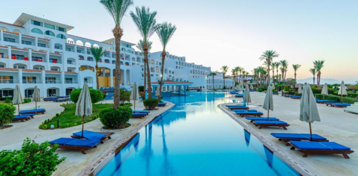 Apsistokite SIVA SHARM (Ex.Savita Resort) viešbutyje už gerą kainą.