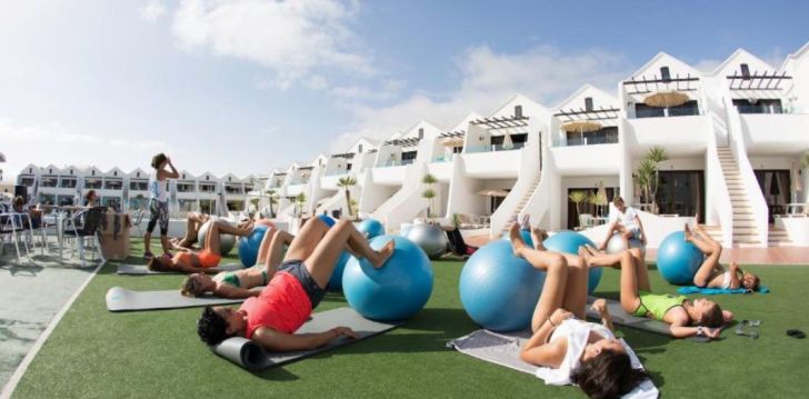 Apgyvendinimas 4* SANDS BEACH RESORT