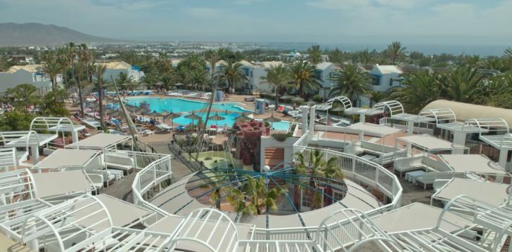Viešbutis PARADISE ISLAND įsikūręs Ispanija.