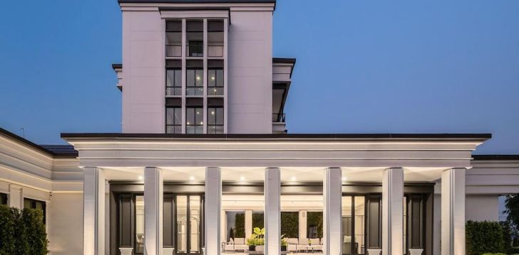 MANHATTAN PATTAYA HOTEL - klientų vertinamas, kaip geras kainos ir kokybės santykis. 