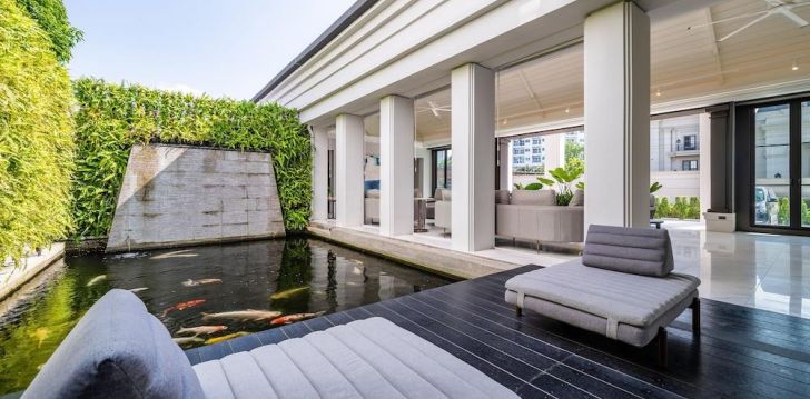 Viešbutis MANHATTAN PATTAYA HOTEL įsikūręs Tailandas.