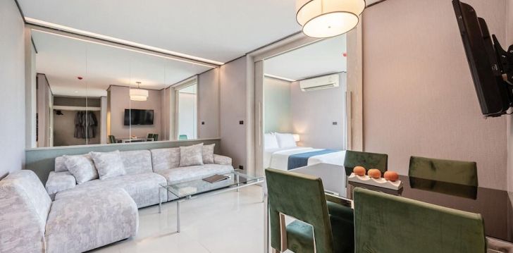 Rinkitės viešbutį MANHATTAN PATTAYA HOTEL kelionei į Tailandas