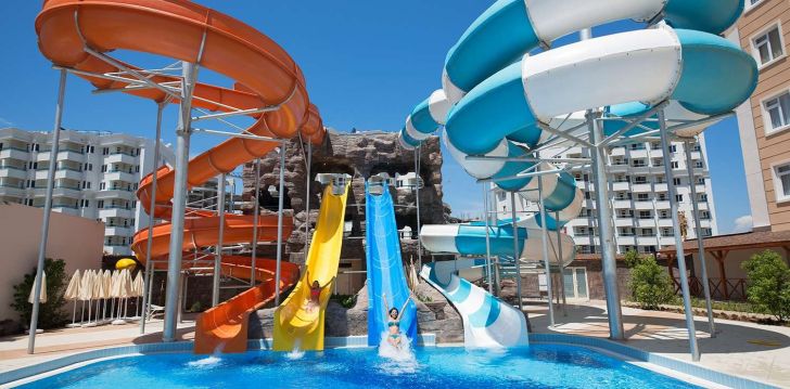 Atostogos Turkija – apsistokite viešbutyje RAMADA RESORT LARA