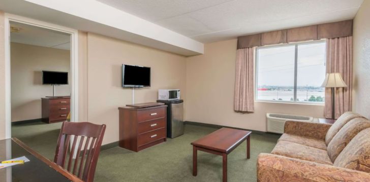 Viešbutis SUPER 8 BY WYNDHAM MISSISSAUGA įsikūręs Kanada.