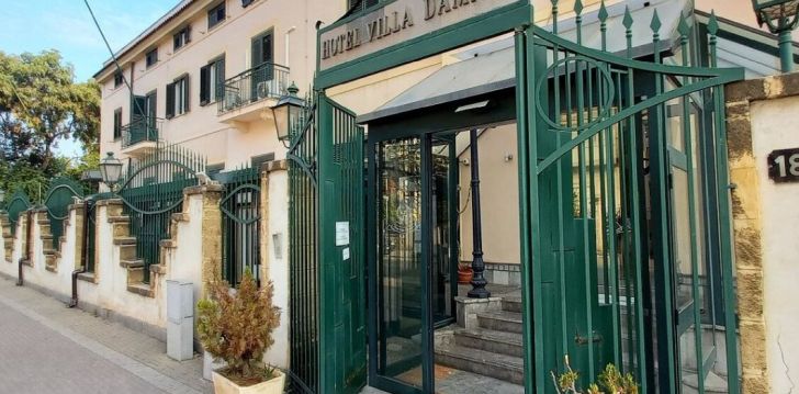 Apsistokite VILLA D'AMATO viešbutyje už gerą kainą. 