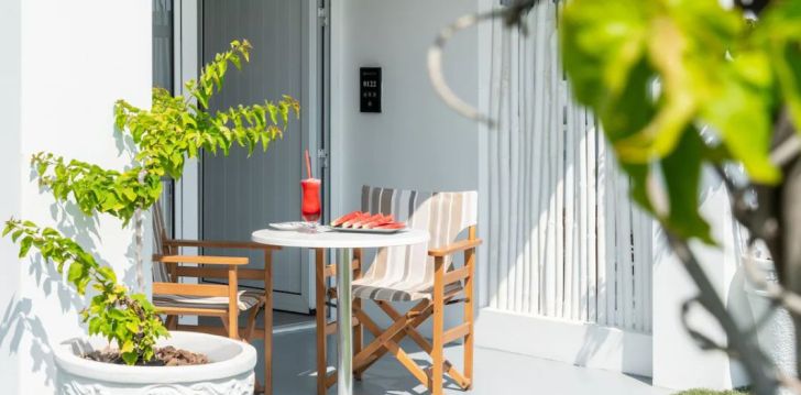 BLUE HARBOUR BOUTIQUE - klientų vertinamas, kaip geras kainos ir kokybės santykis.