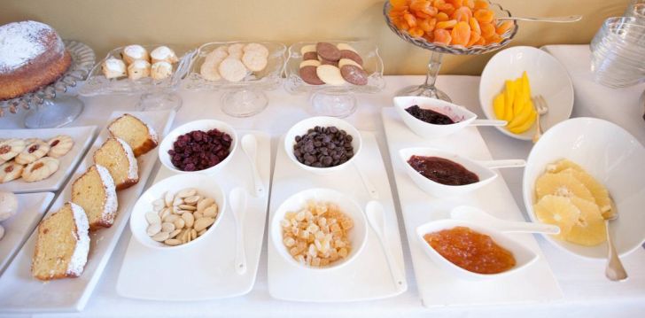 Viešbutis MIRAMARE CAGLIARI HOTEL MUSEO įsikūręs Italija.