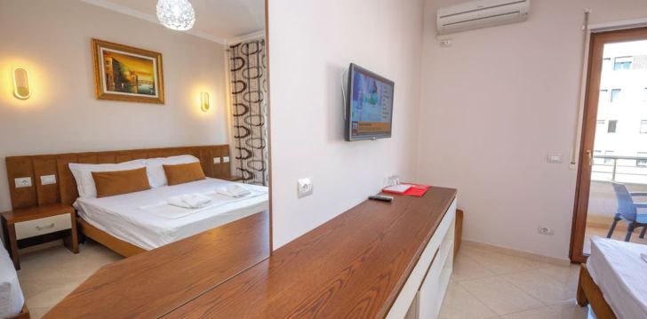 Viešbutis HOTEL VILA MISIRI įsikūręs Albanija. 