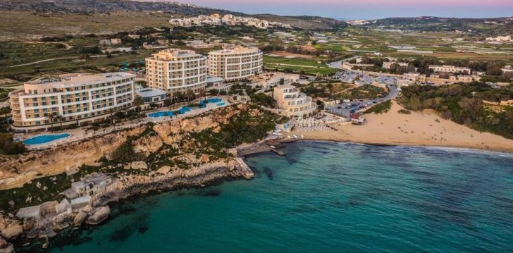 viešbutis RADISSON BLU RESORT & SPA įsikūręs Malta. 
